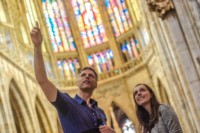 Prague Castle Tour Including Admission Ticket - 2.5 Hour - Getting to the meet point near public transit