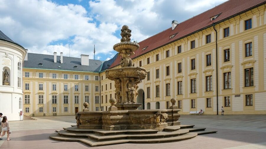 Prague Castle Tour With Tickets - Old Royal Palace: The Rooms Behind the Symbols