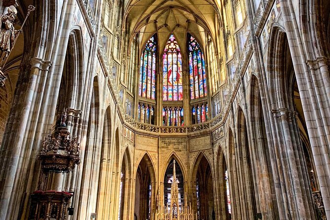 Prague Castle Walking Tour (Tip-based tour) - Golden Lane: Alchemists and the Kafka House Connection