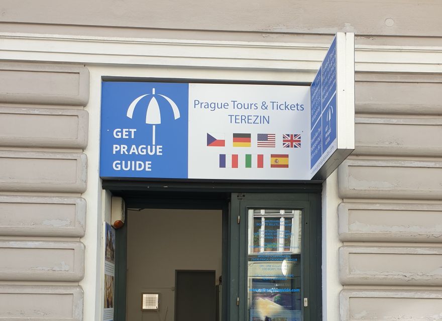 Prague: Charles Bridge Audio Guide with Tower Entry Ticket - What the guide covers while you cross: more than just views