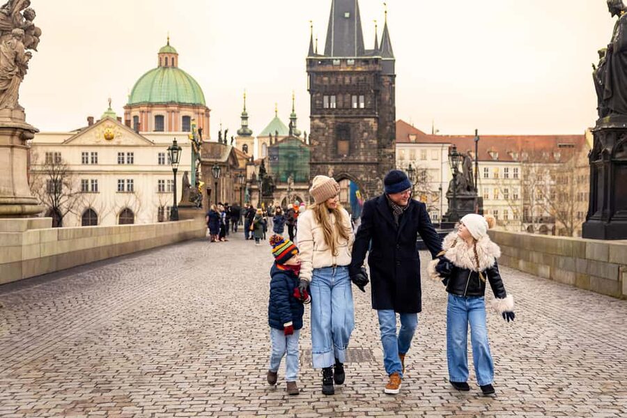 Prague: Christmas/Easter Markets Tour with Photoshoot - Who should book this tour (and who might skip it)