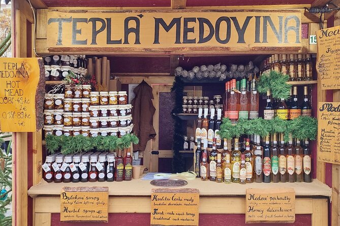 Prague Christmas Markets and Holiday Magic Walking Tour - Who this tour suits best (and who should skip it)