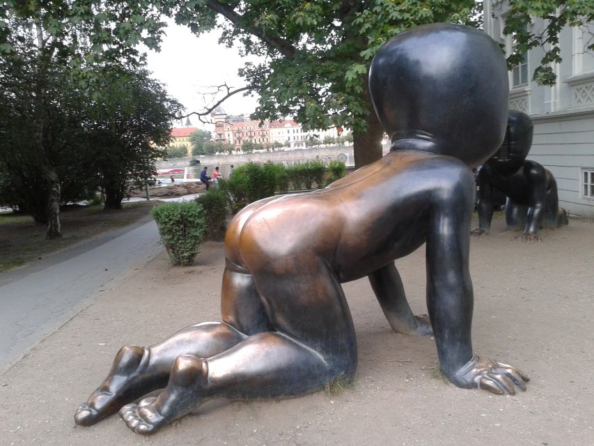 Prague City: 1-Hour Orientation Tour by Bus - Key things to know before you go