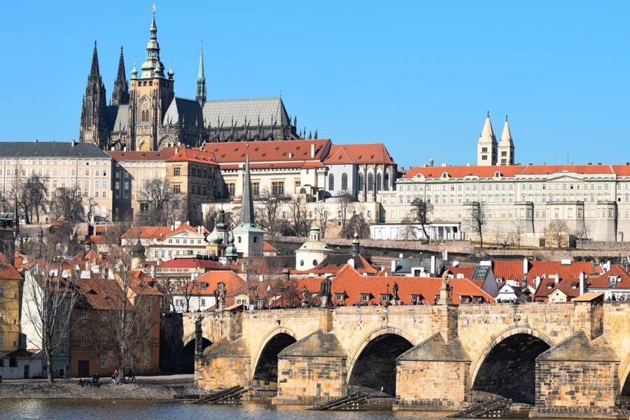 Prague City: 1-Hour Orientation Tour by Bus - FAQ