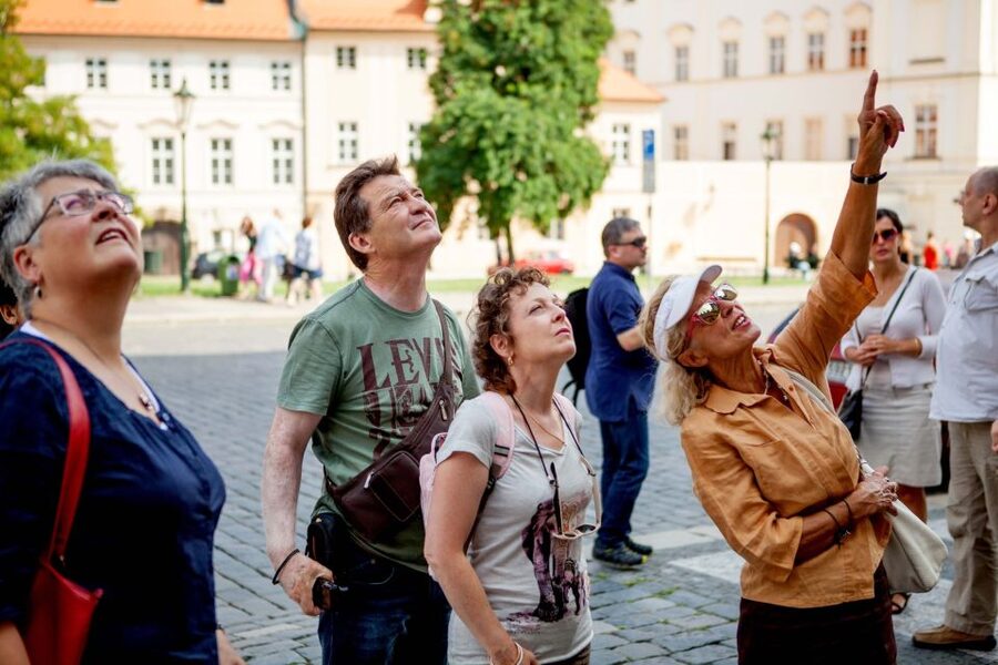 Prague City 3-Hour Tour with Changing of the Guard - The Descent Toward Malostranské Square and the Jewish Quarter Pass-By