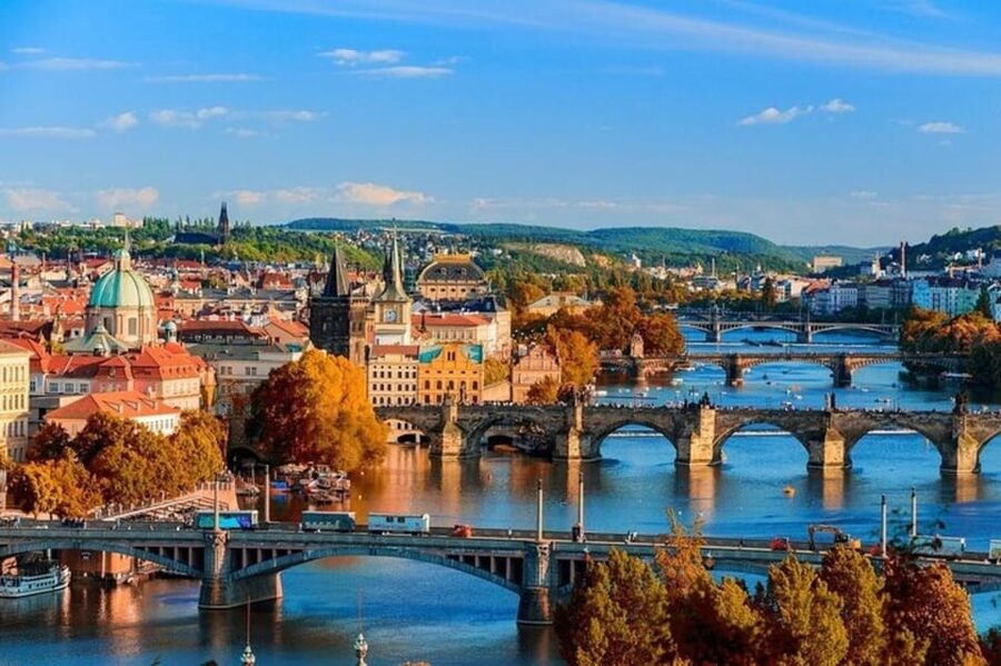 Prague: City Highlights Walking Tour - Old Town, Prague: Wenceslas Square and Powder Tower in the same sweep