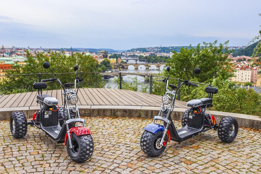 Prague City sightseeing in Night Trike Tour - Prague Castle main entrance from outside: orientation without the grind