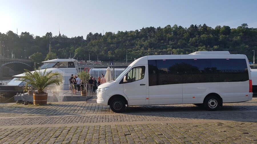 Prague: City Tour and Dinner Cruise with Hotel Pickup - Price and Value: Is $109 Worth It for a Night Cruise with Dinner?