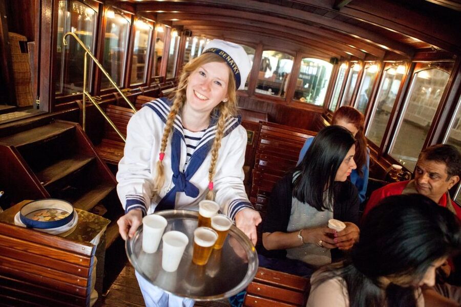 Prague City Tour with Vltava River Cruise - What the guide does well (and where you can help them help you)