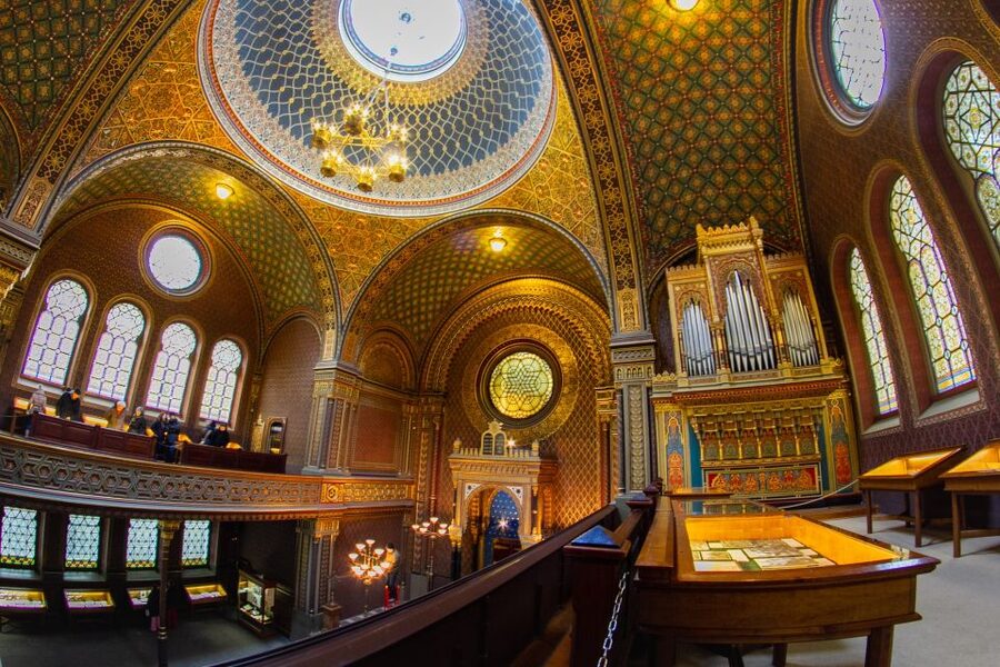 Prague: Classical Concert in the Spanish Synagogue - Professional Prague musicians, with a lively chamber vibe