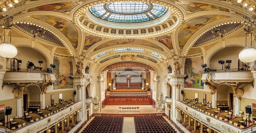 Prague: Classical Concerts at Smetana Hall, Municipal House - Choosing your date: Four Seasons, Opera and Ballet, or Music from Movies