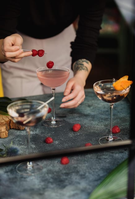 Prague: Cocktail Making Workshop with Bartender - Where to Meet at Wenceslas Square (and How to Avoid Stress)