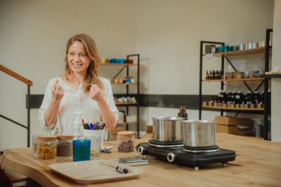 Prague: Coconut Candle Workshop - Practical tips to get a better result in the time you have