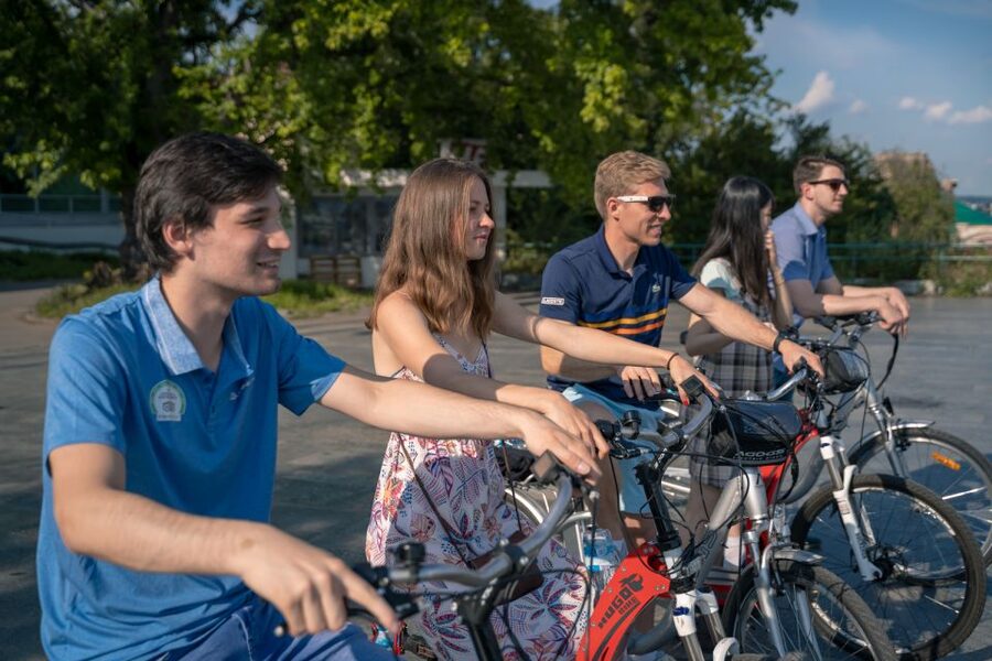 Prague: Combined Segway & E-Scooter City Highlights Tour - Riding comfort, weather, and the one thing to plan for