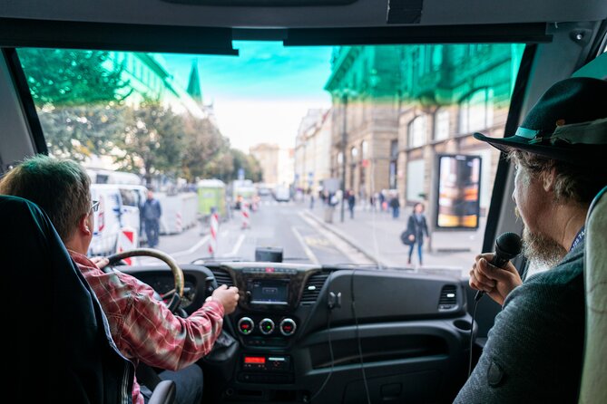 Prague Combo: Castle Guided Tour, Bus and Optional Boat - Entering Prague Castle with a guide: St. Vitus first