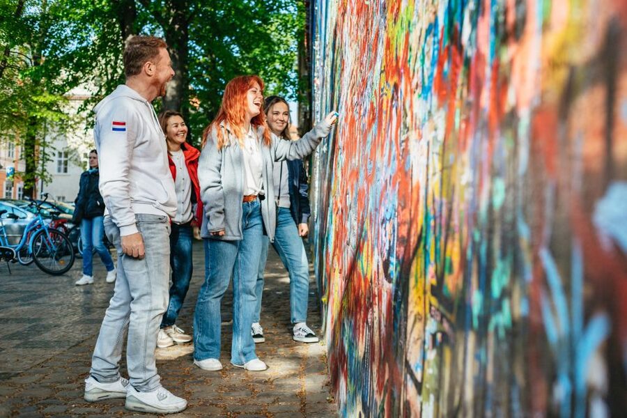 Prague: Complete Bike Tour - Old Town Square: your orientation shortcut in 10 minutes