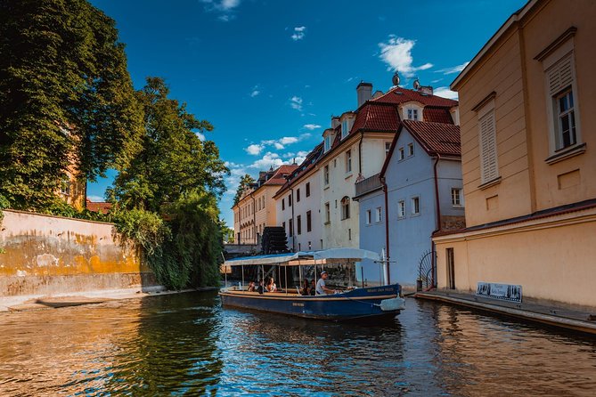 Prague Devil's Channel Cruise on Vltava River with Commentary - The Devil’s Channel moment: why this blind stream is the point