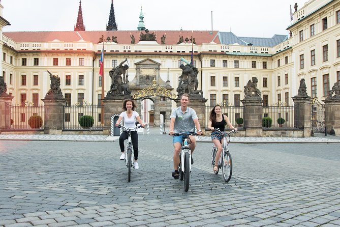 Prague E-Bike City Tour with A Local Guide - Private vs group: how the tour adapts to your day
