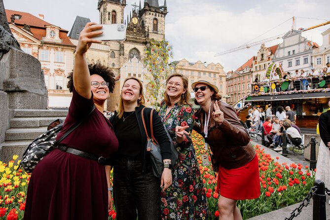 Prague Easter Markets Tour with Czech Traditions and Local Snacks - What This Prague Easter Markets Tour Gets Right