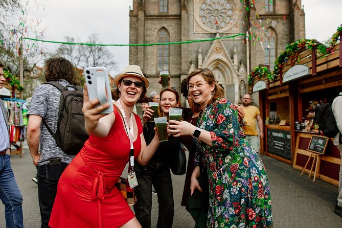 Prague Easter Markets Tour with Czech Traditions and Local Snacks - Quick Hits: Key Things You’ll Notice on the Walk