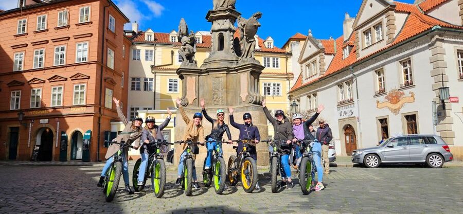 Prague: Electric Scooter & Cruiser Fat eBike Rental - Key things that make this ride worth your time