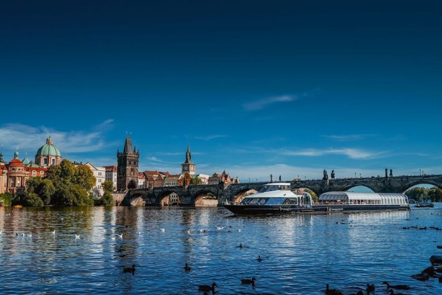 Prague: Evening Vltava River Eco Cruise with Prosecco - Key Things to Know Before You Go