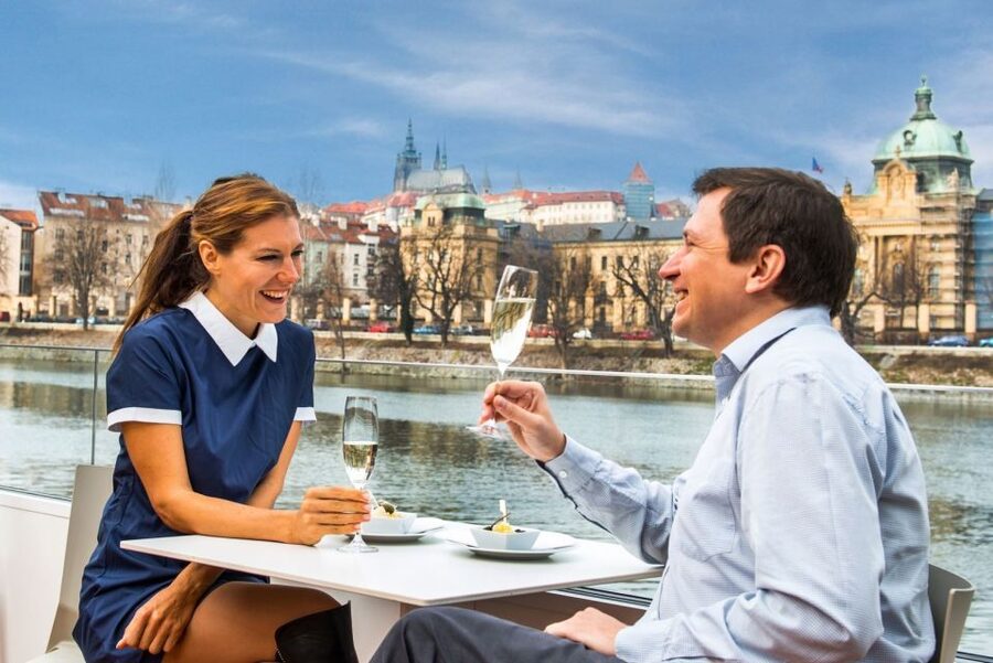 Prague: Evening Vltava River Eco Cruise with Prosecco - The Modern Eco Boat: Quiet Sailing and Practical Comfort