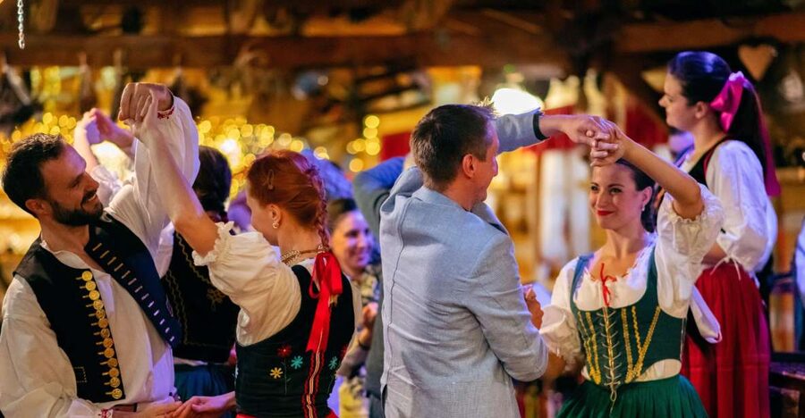 Prague: Folkloric Dinner Show with Unlimited Drinks - Czech Folklore Night in Hlubočepy: Fun Without Being Too Stuffy