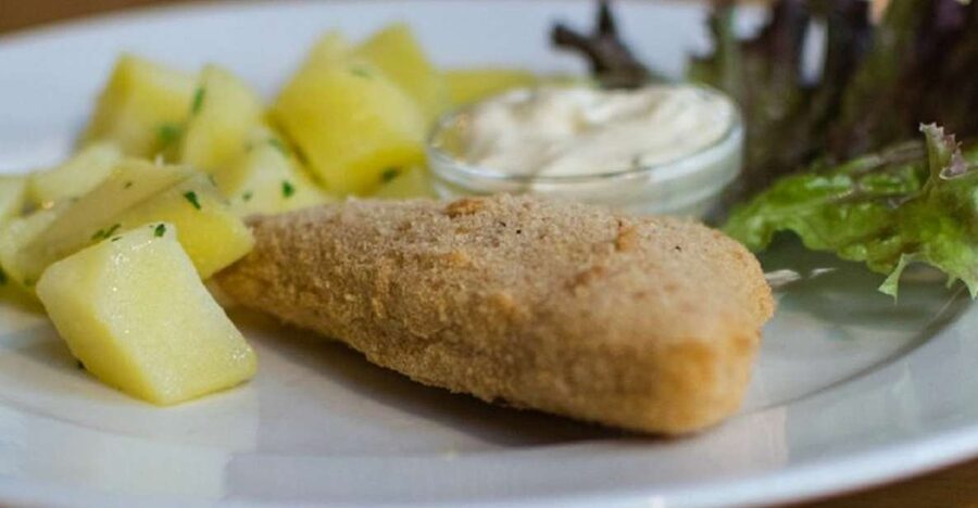 Prague: Food Tour with 10 Tastings of Classic Czech Dishes - Key Things That Make This Tour Worth Your Time