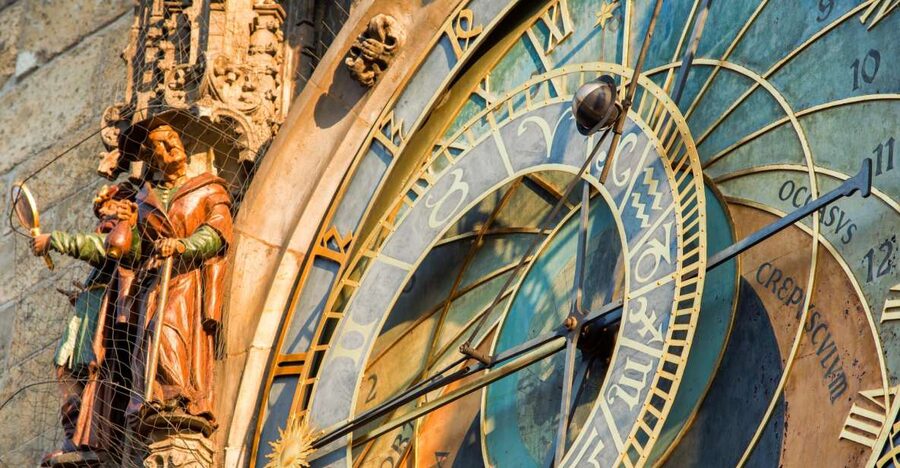 Prague: Full-Day Old Town, River Cruise & Prague Castle Tour - Key things to know before you go