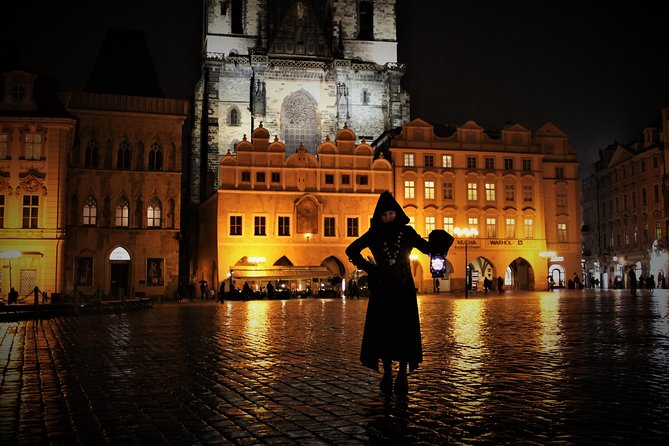 Prague Ghosts, Legends, Medieval Underground and Dungeon Tour - Meeting in the Passage: finding the tour start fast