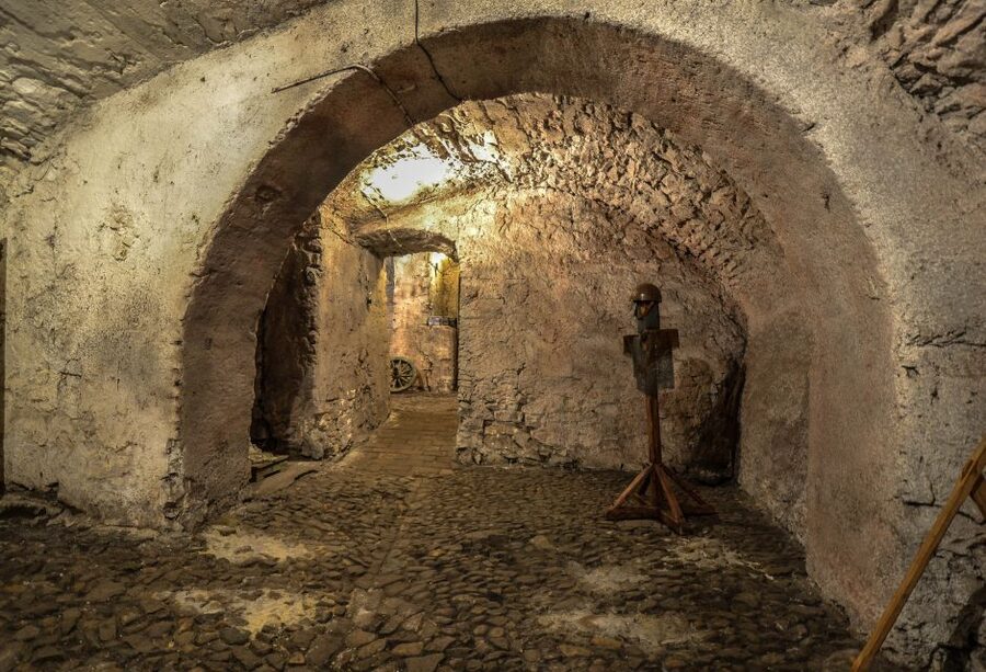 Prague: Ghosts, Legends, Medieval Underground & Dungeon Tour - Who should book this tour, and who should skip it