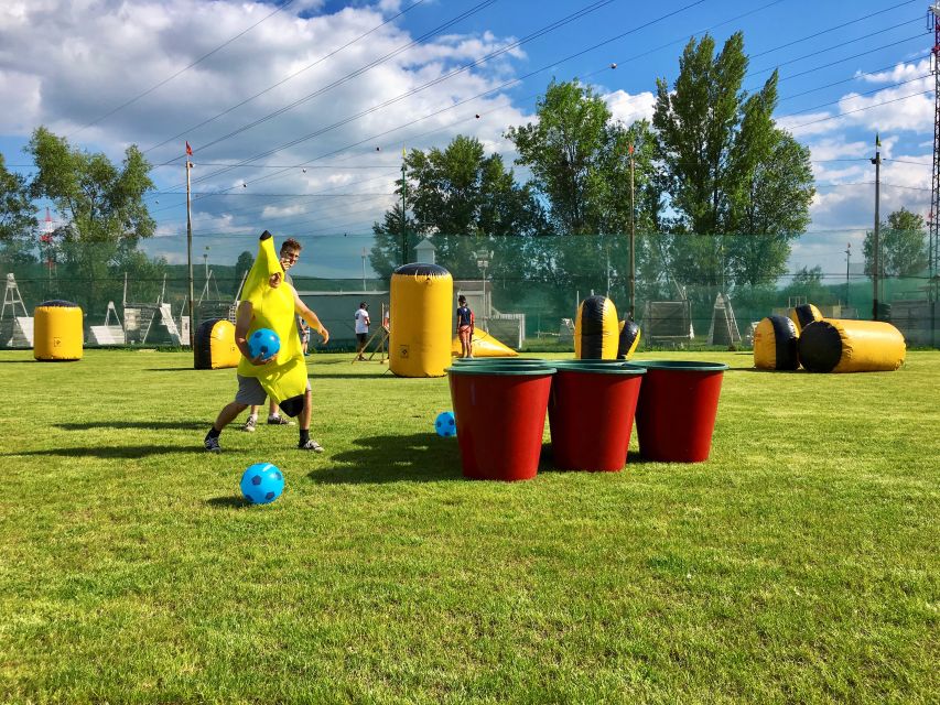 Prague : Giant Foot Darts and Giant Beer Pong Game - Prague pickup to game time: how the schedule really works