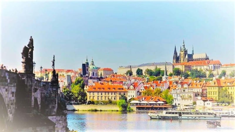 Prague Grand 2,5 hour + 2 hour exterior walking tour - Quick hits you’ll care about