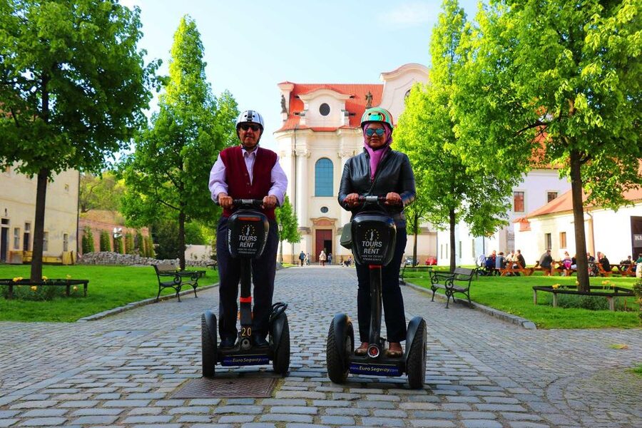 Prague: Grand Segway and eScooter Live Guided City Tour - Old Town opener: Paris Street, synagogues, the Vltava, and Charles Bridge