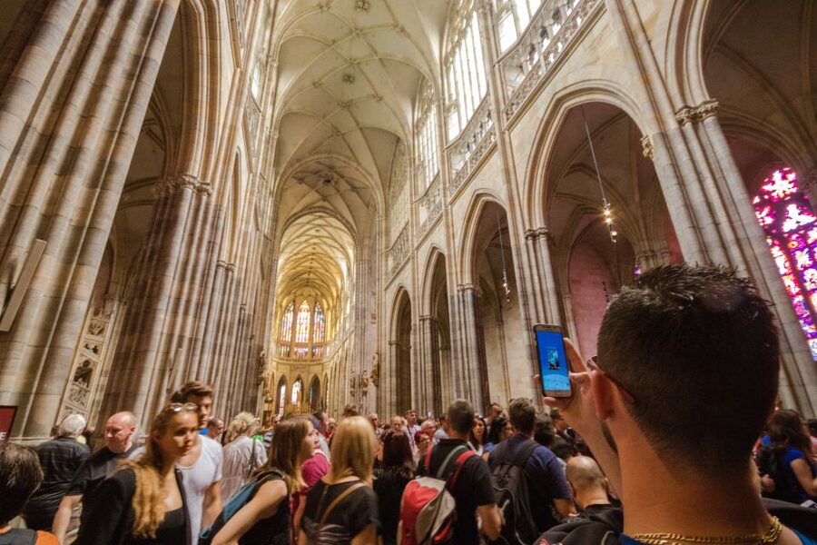 Prague: Guided Bus & Walking Tour with River Cruise & Lunch - Rudolfinum and the Build Toward the Castle Steps