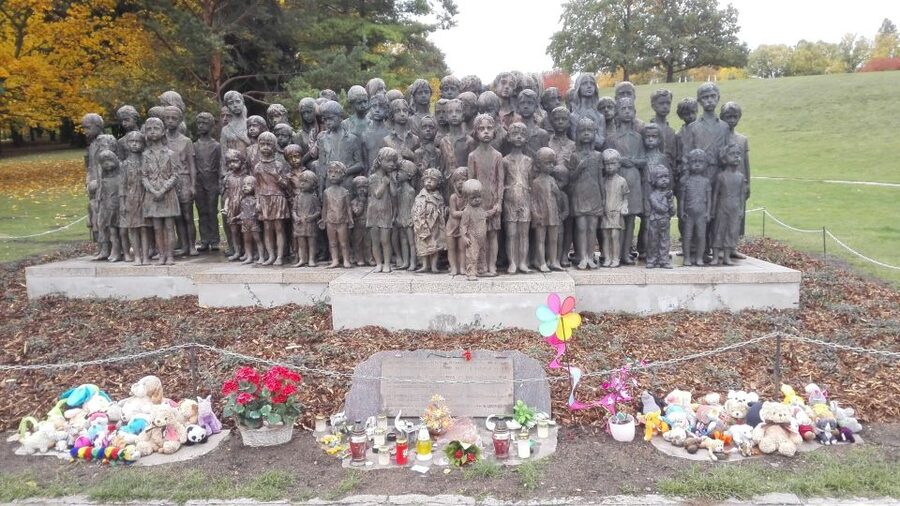 Prague: Guided Operation Anthropoid Tour with Lidice - Key things you’ll notice on this tour