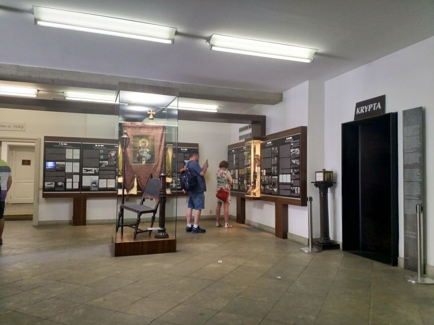 Prague: Guided Operation Anthropoid Tour with Lidice - How the private vehicle and small group keep the day sane