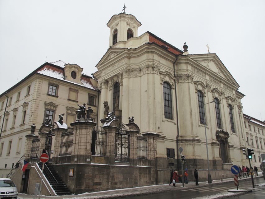 Prague: Guided Operation Anthropoid Tour with Lidice - Weather, pacing, and what to bring for a solemn day