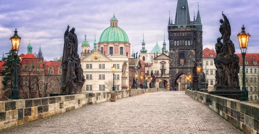 Prague Half-Day Private Walking Tour - Prague Castle Complex: How the Largest Medieval Castle Feel Starts to Make Sense