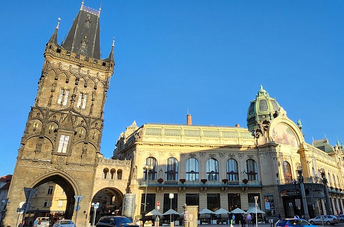 Prague Highlights - 3 hours Private WalkingTour - Old Town’s narrow lanes and the Royal Route, walked in reverse