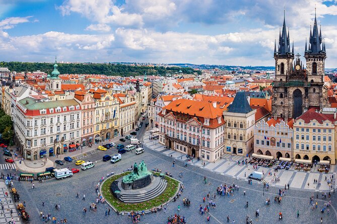 Prague Highlights in Half a Day - A Central Garden, Drinking Water, and St. Nepomuk at the Highest Church