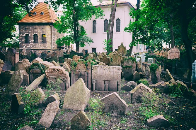 Prague Highlights in Half a Day - Old Town Hall, Astronomical Clock, and Legends You Can Point To
