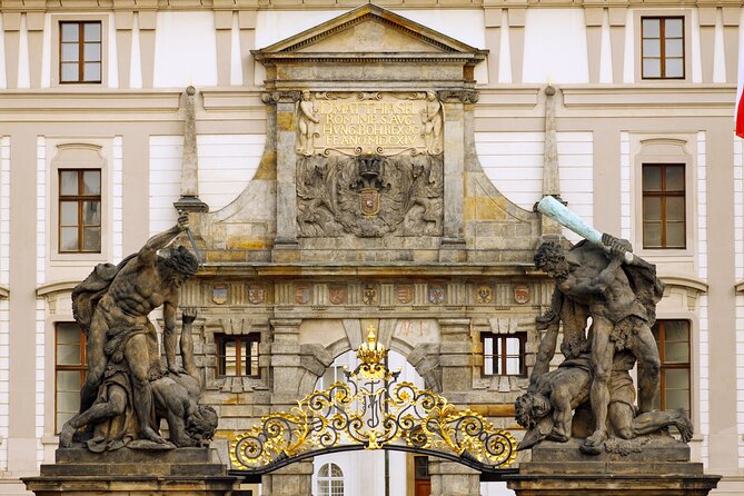 Prague Highlights in Half a Day - Jewish Town Highlights and the Book Tunnel Idea