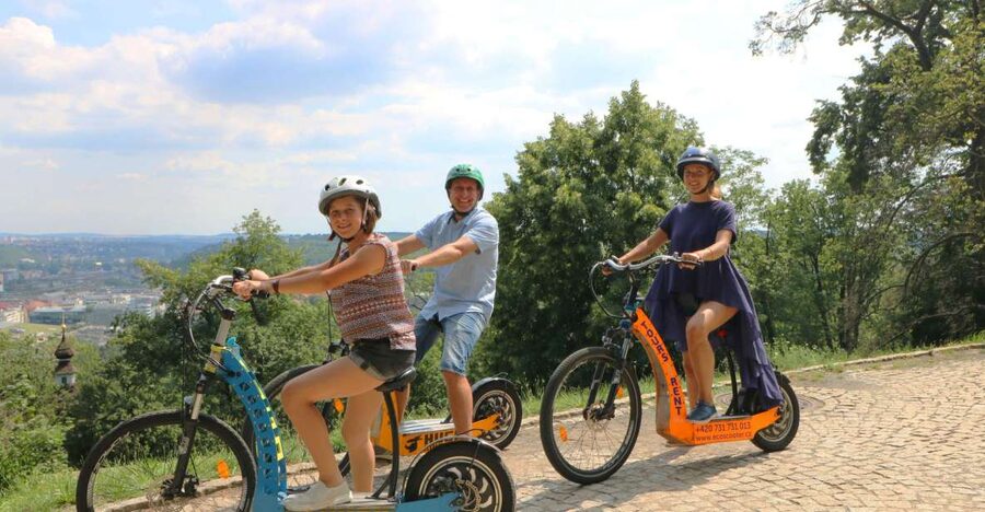Prague: Highlights Tour on e-Scooter or eBike - Jewish Old Town passes and Rudolfinum viewpoint shots