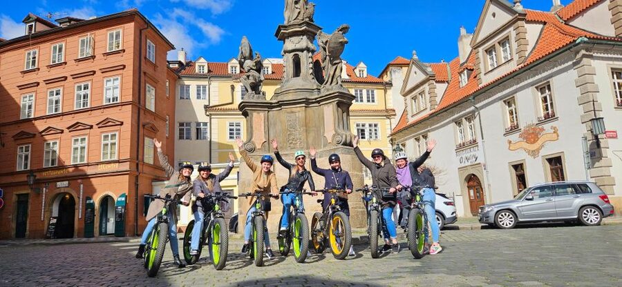 Prague: Highlights Tour on e-Scooter or eBike - Vltava river ride and Letná Hill: the view plus the metronome story
