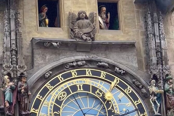 Prague History Highlights including Loreta Monastery tour - Lesser Town: Nerudova Street and the Plague Column Story
