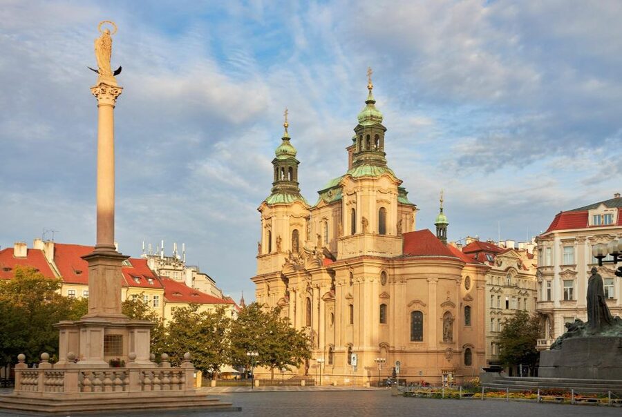 Prague Hradcany Castle, St Vitus Cathedral Tour with Tickets - Should you book this Prague Castle tour?