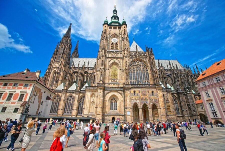 Prague Hradcany Castle, St Vitus Cathedral Tour with Tickets - Prague Castle at human speed: what the private guide changes