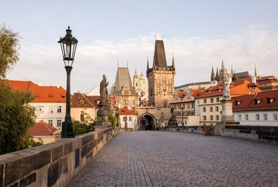 Prague Hradcany Castle, St Vitus Cathedral Tour with Tickets - 4-hour option: Hradčany, Lesser Quarter, St Nicholas, and a walk toward Old Town